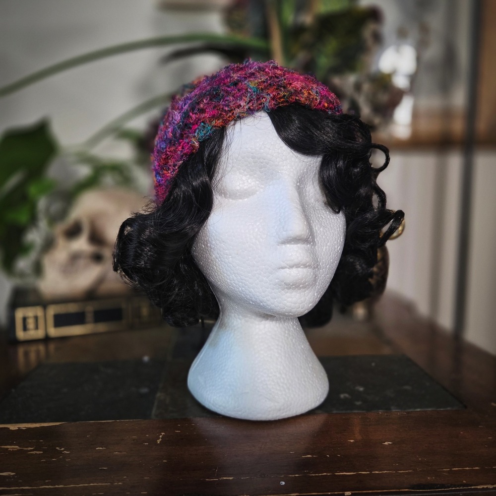 Beanie Hat Handmade Recycled Silk Yarn Vintage 90s Colorful Chunky Knit One Size - Picture 4 of 6